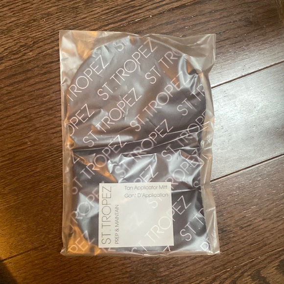 St. Tropez Tanning Mit - Picture 2 of 5